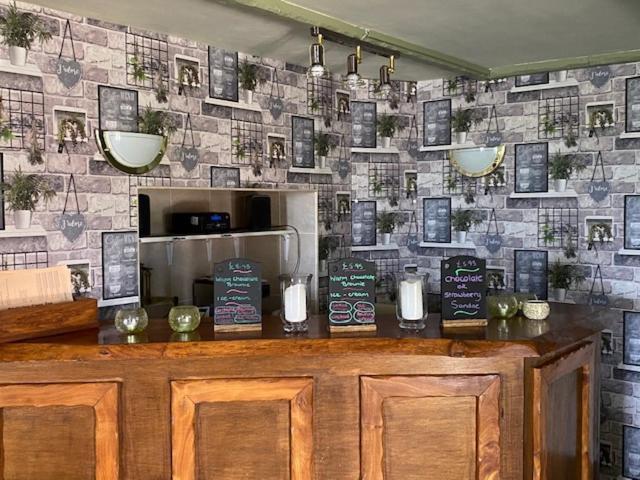 The Thelbridge Cross Inn Crediton Ngoại thất bức ảnh